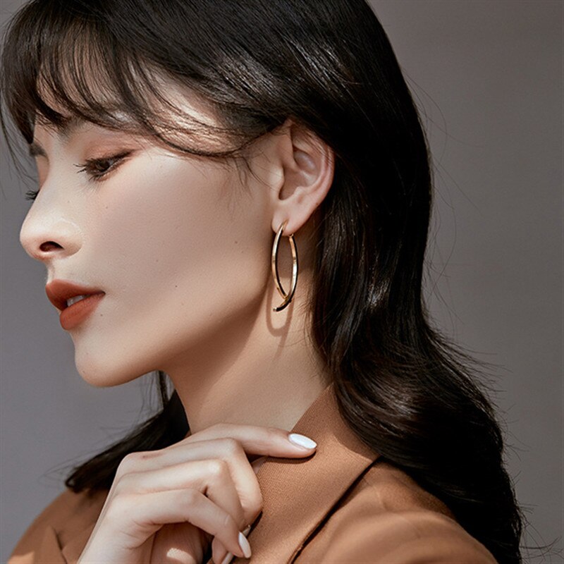 Huanzhi 2020 nova moda coreano retro metal geométrico cruz ouro prata cor do parafuso prisioneiro brincos para mulheres meninas festa jóias presentes