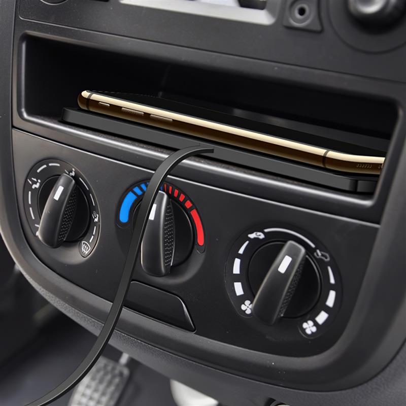 Hand-Free Charger Wireless Phone Charger Non-Slip Wireless Charging Safe-Charging Wireless Hand-Free Charger For Car Phone Pad