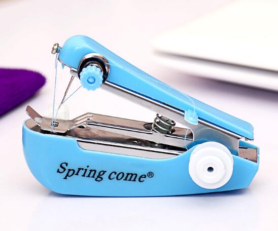 1Pcs Mini Manual Sewing Machine Portable Compact Easy To Operate Durable Beautiful Practical Needlework Tool ZXH