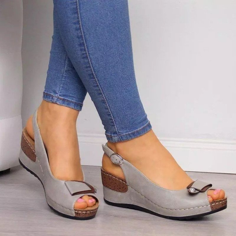 Rome Casual Sandalen Vrouwen Wiggen Sandalen Pompen Enkel Gesp Open Teen Vis Mond Med Zomer Vrouwen Schoenen Wiggen schoenen