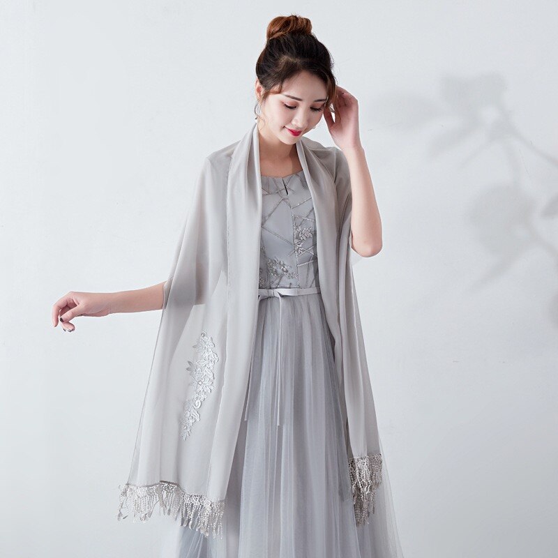 Longue mousseline de soie étole dentelle Appliques perlées robes de soirée châles de mariage enveloppes avec gland Capes de mariée fête