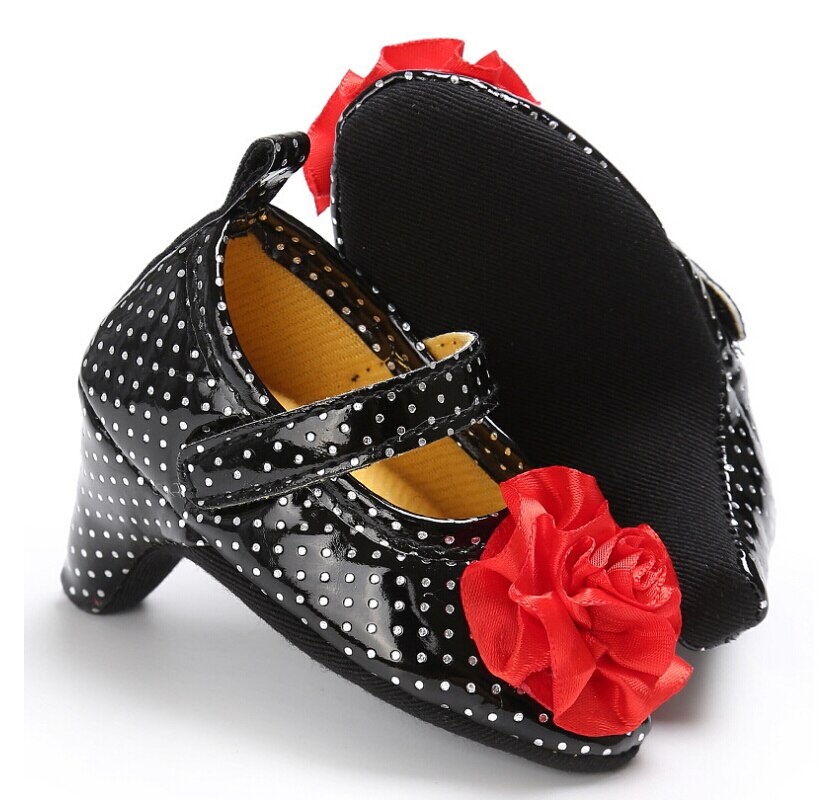 Baby Newborn High-heeled Flower Shoes Baby Photograph Photo Shoes Soft Sole Star Dot Cute Shoes Sandals Clogs: Black / 0-6 Months