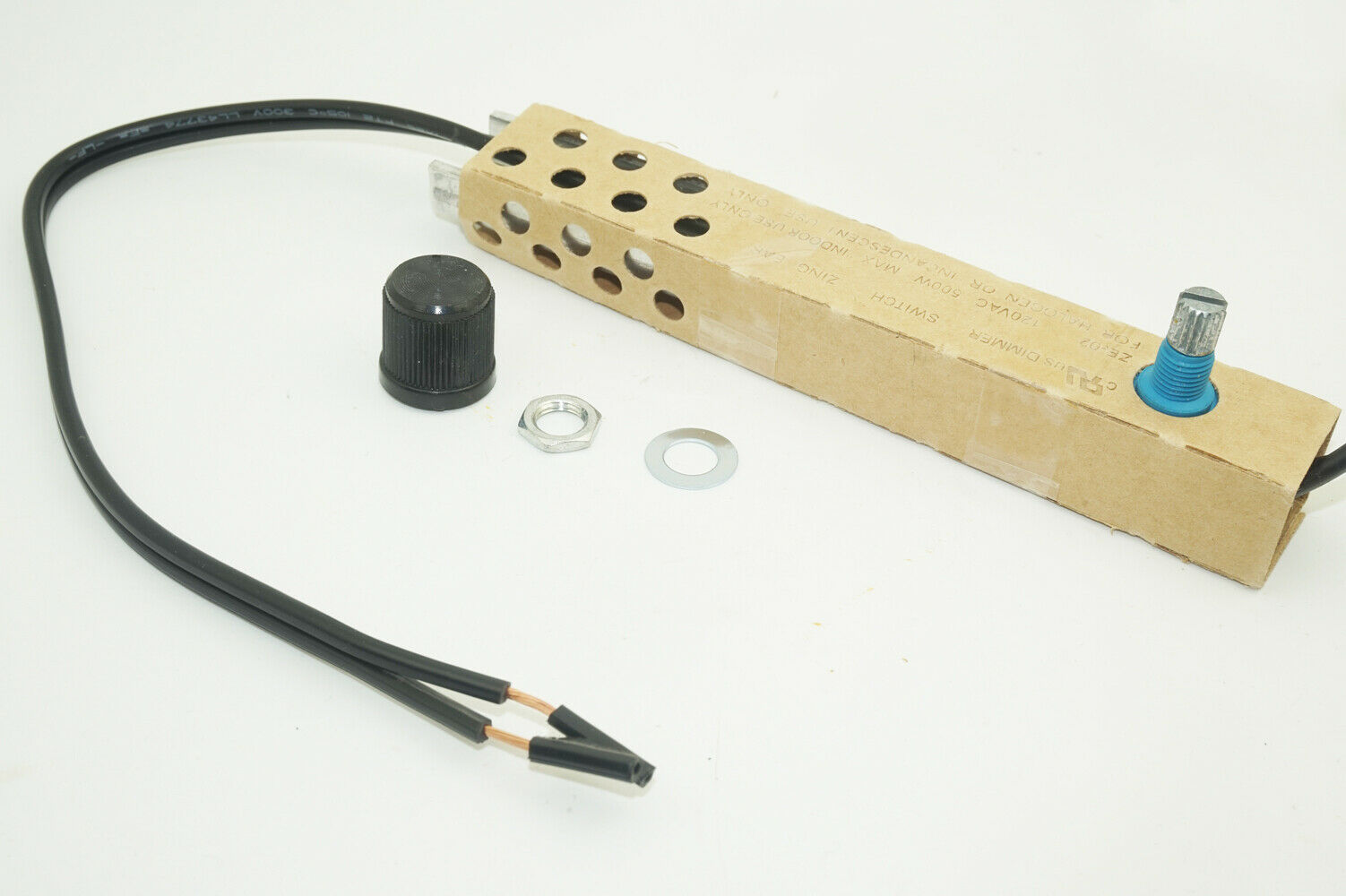 Lamp Light Rotary Dial Dimmer Switch 500W Halogen Incandescent 120V AC / 240V AC