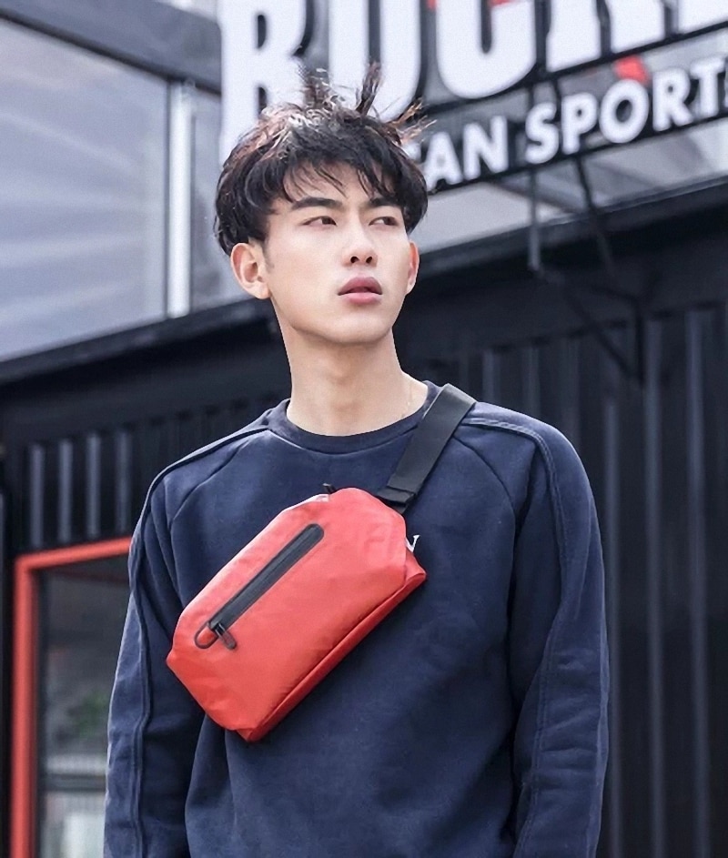 Original xiaomi mijia 90 points Pocket bag backpack waist pack waterproof 2 kinds of negative ways Warning light bar