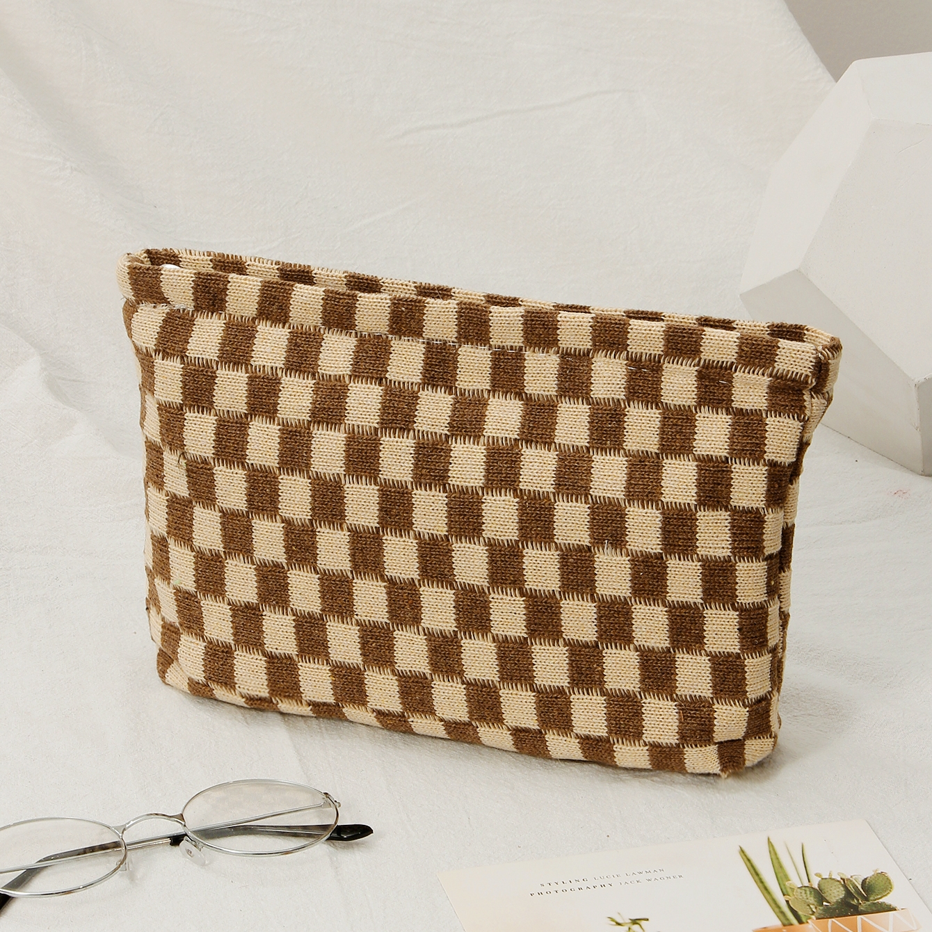 Checkerboard Cosmetic Bag Knitted Toiletry Storage Bag Colorful Makeup Pouch Organizer Checkered Pattern Cosmetic Bag: Blue
