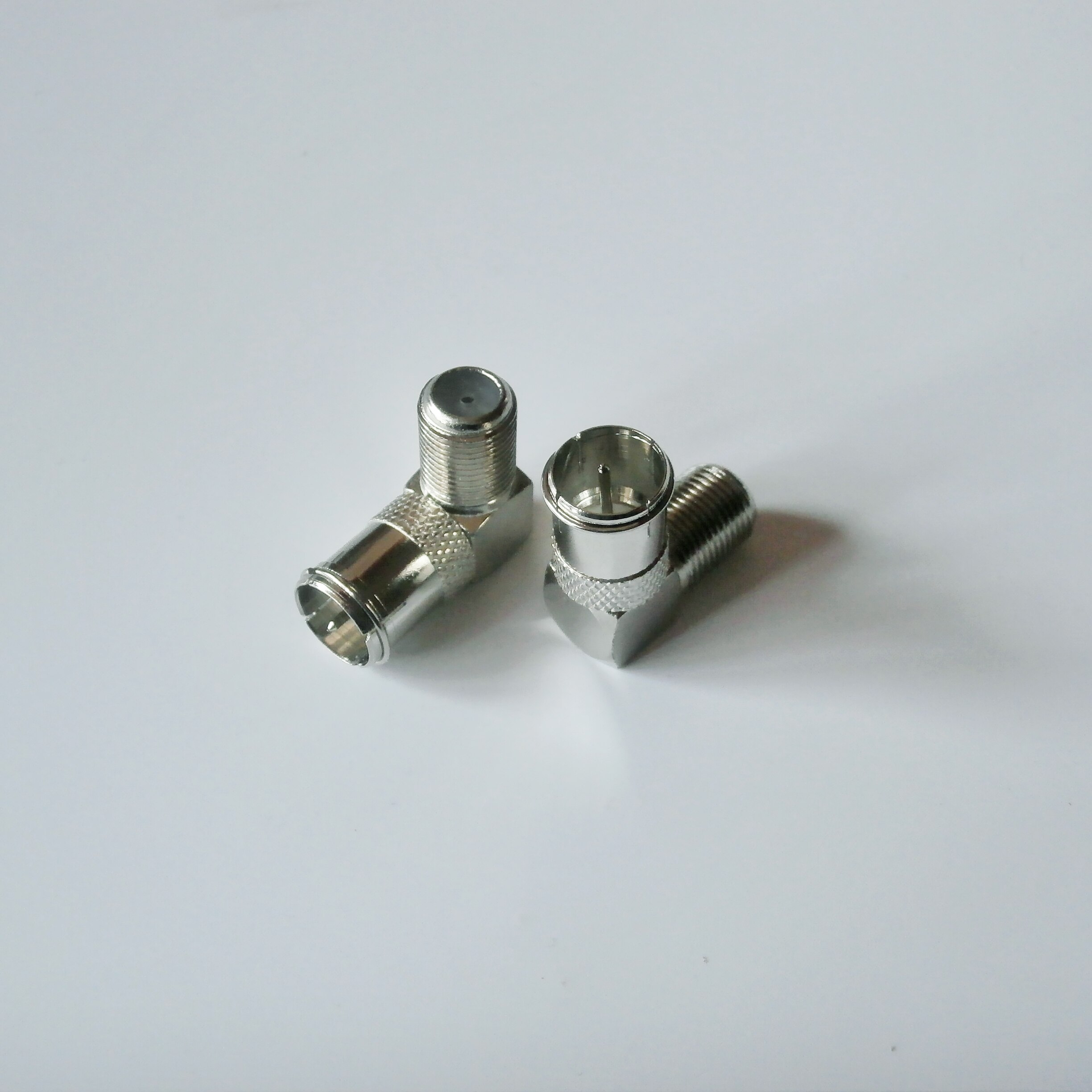 1 Pcs F Male To F Female plug 90 Degree Right Angle push-on Quick Directly RF Video Coaxial Connector for TV-Tuner Antenna