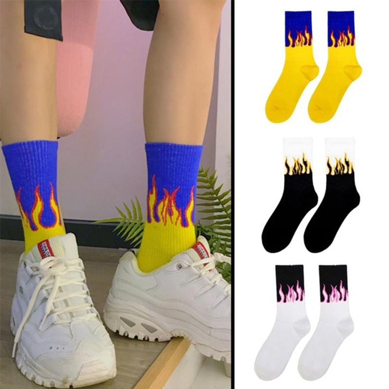 unisex street style with fire socks fun flame pattern skateboard hip hop man cotton socks happy woman long socks