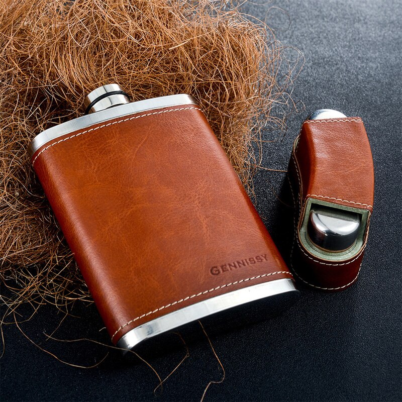 CARRYWON 8 oz Leer Bekleed Heupfles Met Caps Rvs Fles Voor Alcohol Outdoor Reizen Essentiële Goederen Voor Mannen