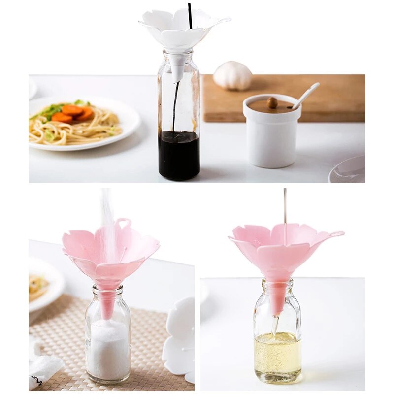 2pcs / Set Japanese Style Small Funnel Oil Pot Dispenser Cherry Blossom Funnel Household Olive Oil Seasoning