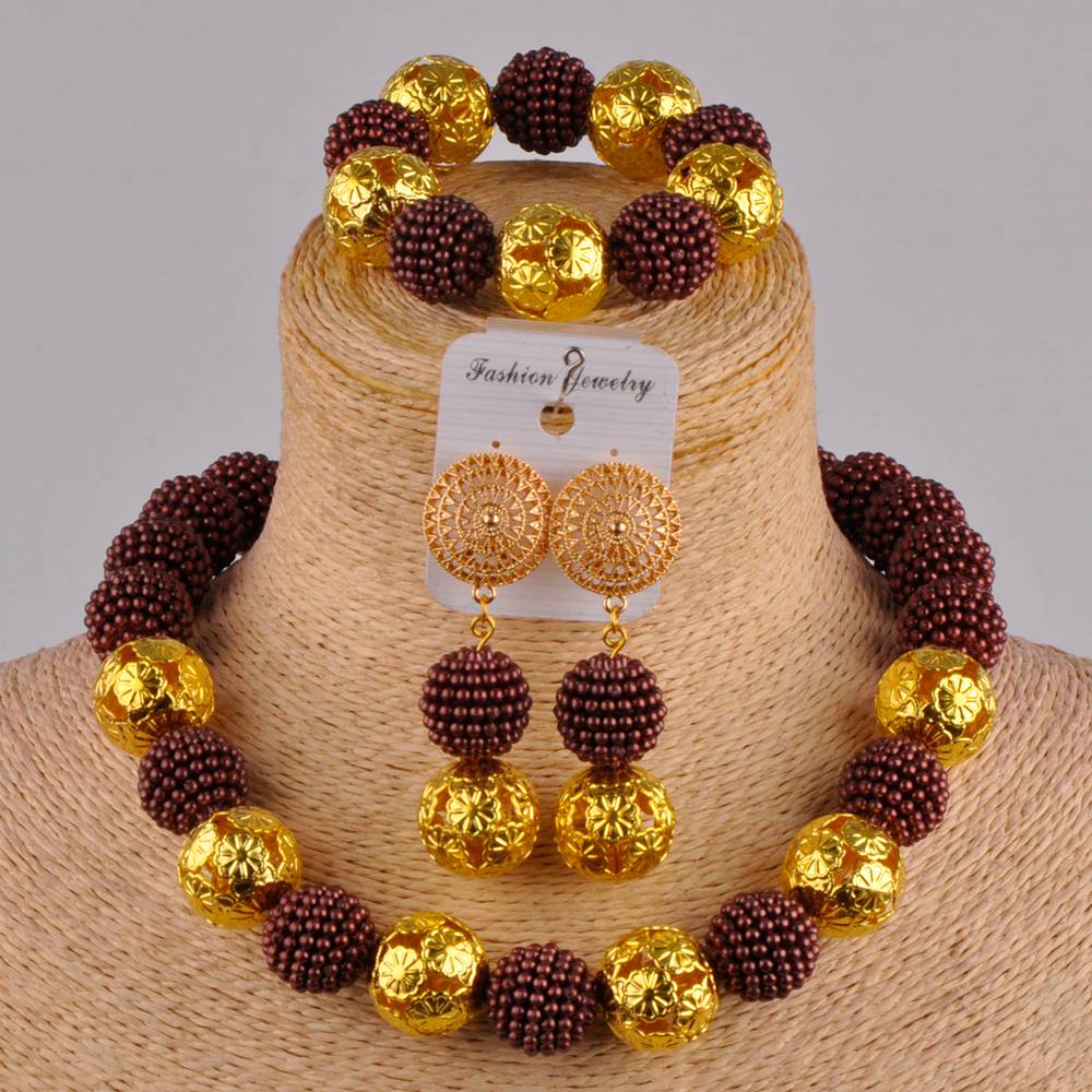 Klassieke nigeriaanse trouwsieraden, afrikaanse bruidsjurkaccessoires, perzikkleurige imitatieparelkettingset (az -77): Bruin