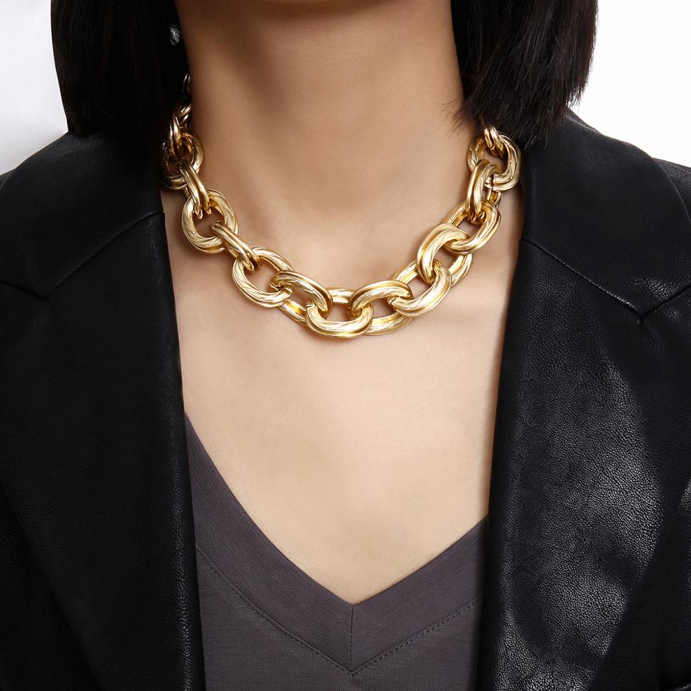 Europese en amerikaanse sieraden, eenvoudige punk straatfotografie, metalen ketting, dames, overdreven ronde kruisketting