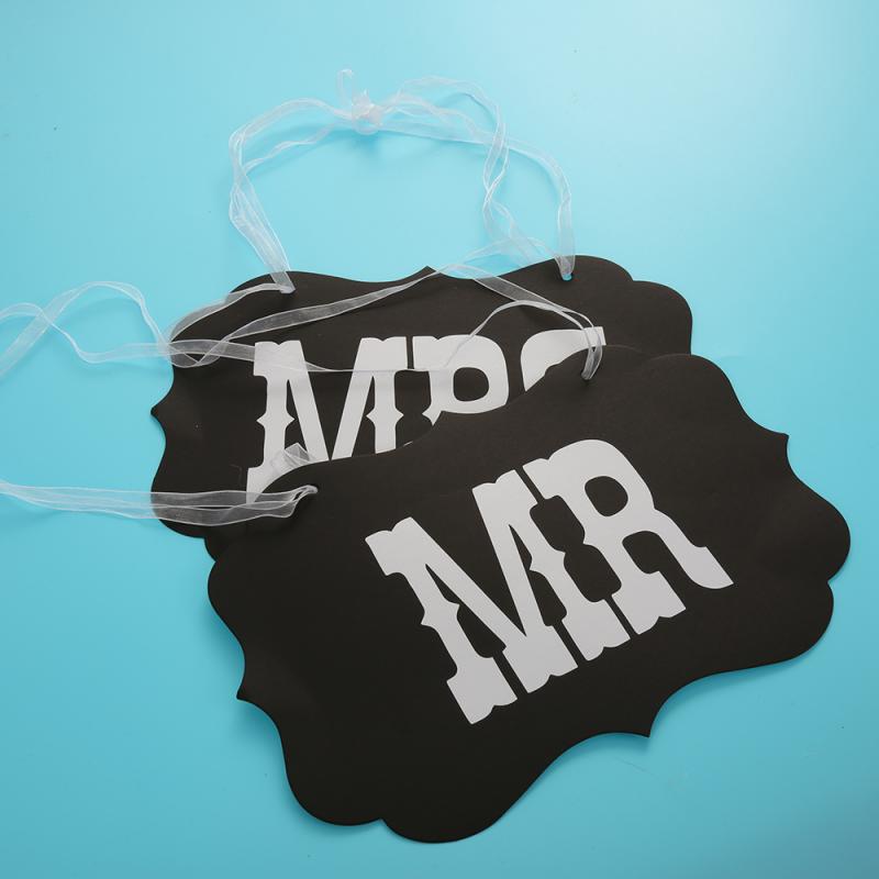 2 Pcs Bride And Groom Funny Photobooth Props "MR MRS" Words Married Photography Paper Board Decoration Wedding Photo Booth Props