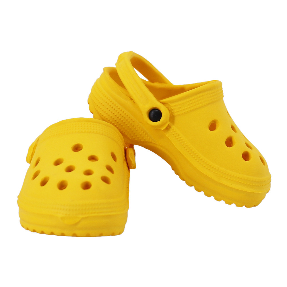 Buty dla psów Buty z zagęszczonymi dziurami Odporne na zużycie Oddychające Nowe modne buty dla zwierząt Antypoślizgowe kapcie Artykuły dla zwierząt dla psa: Czerwony