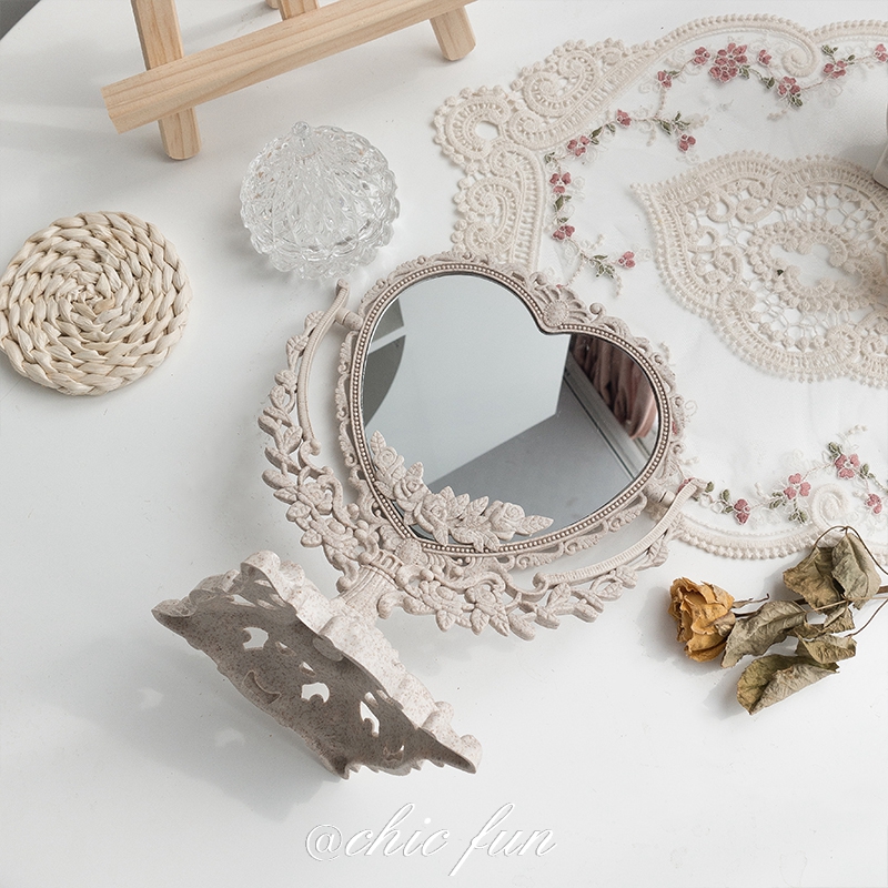 Double-sided Rotational Vanity Mirrors European Retro Makeup Mirror Dressing Table Decorations Home Ornaments Supplies