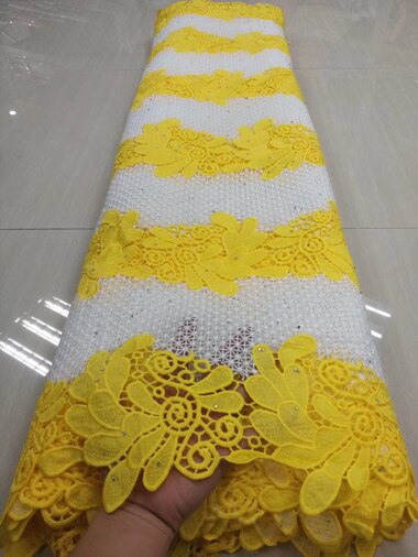 Tissu africain en dentelle guipure verte avec pierres décoratives pour robe de mariée (ytb 112)