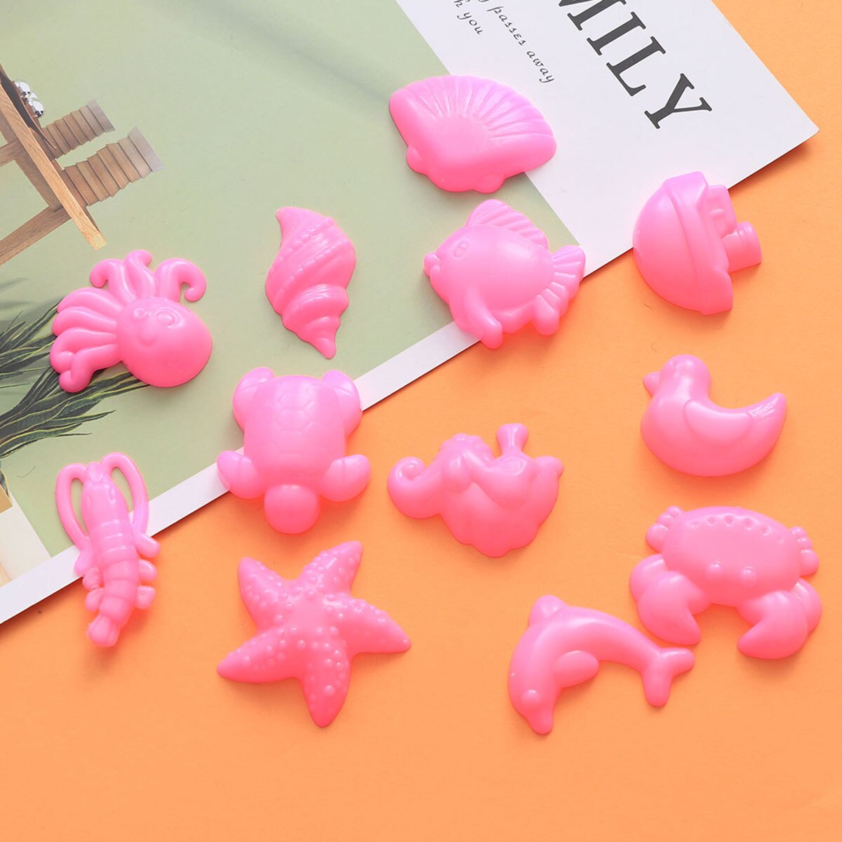 12pcs Play Sand Molds Beach Sand Toys Set Sand Tray Toys Sand Molds Set for Kids(Small/Ocean/ Random Color)