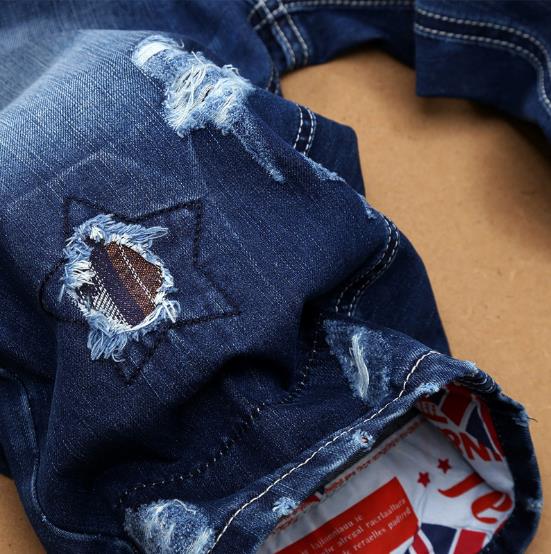 Nueva para hombre Pantalones vaqueros cortos rasgados ropa Bermuda verano 100% algodón pantalones cortos de mezclilla transpirables tamaño masculino 28- 38