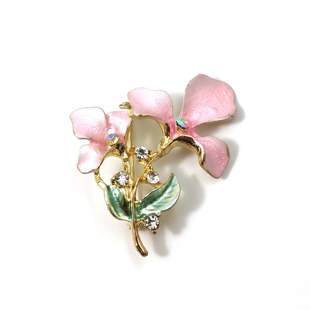 1Pcs Zonnebloem Emaille Broche Delicate Geel Paars Elegante Vrouwen Meisjes Strass Revers Pin Kleding Accessoires Sieraden: 22