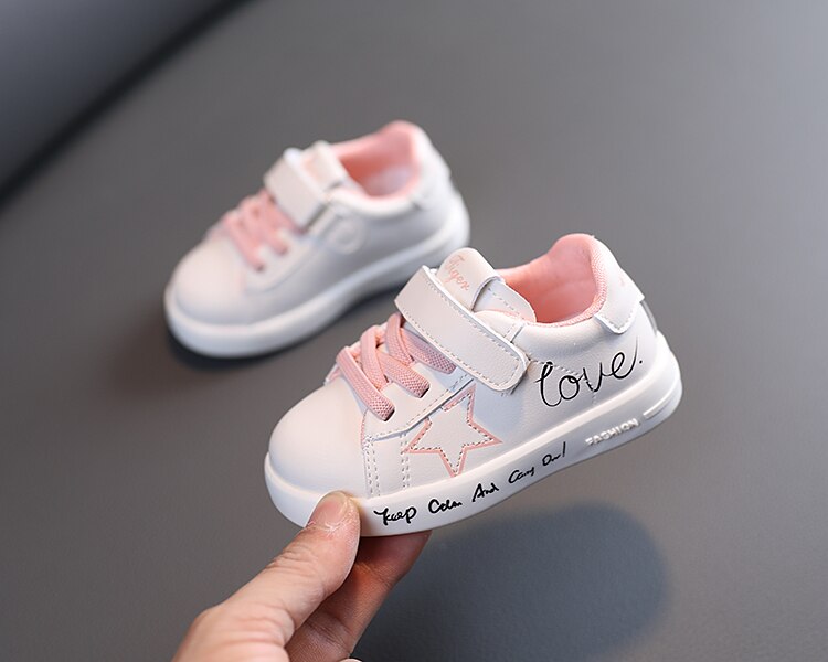 Boys loafers Super Soft And Comfortable Children's Spring Girl Leisure Flat Toddler Shoes 0-1-2 Years Old: Pink / 18(13CM)
