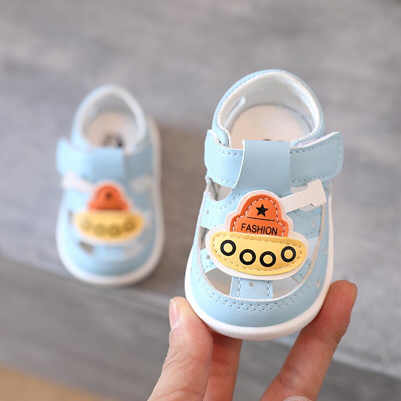 Sandalias para niños pequeños con dibujos animados, zapatos de playa antideslizantes, de cuero suave, para primeros pasos, para verano, SXJ037