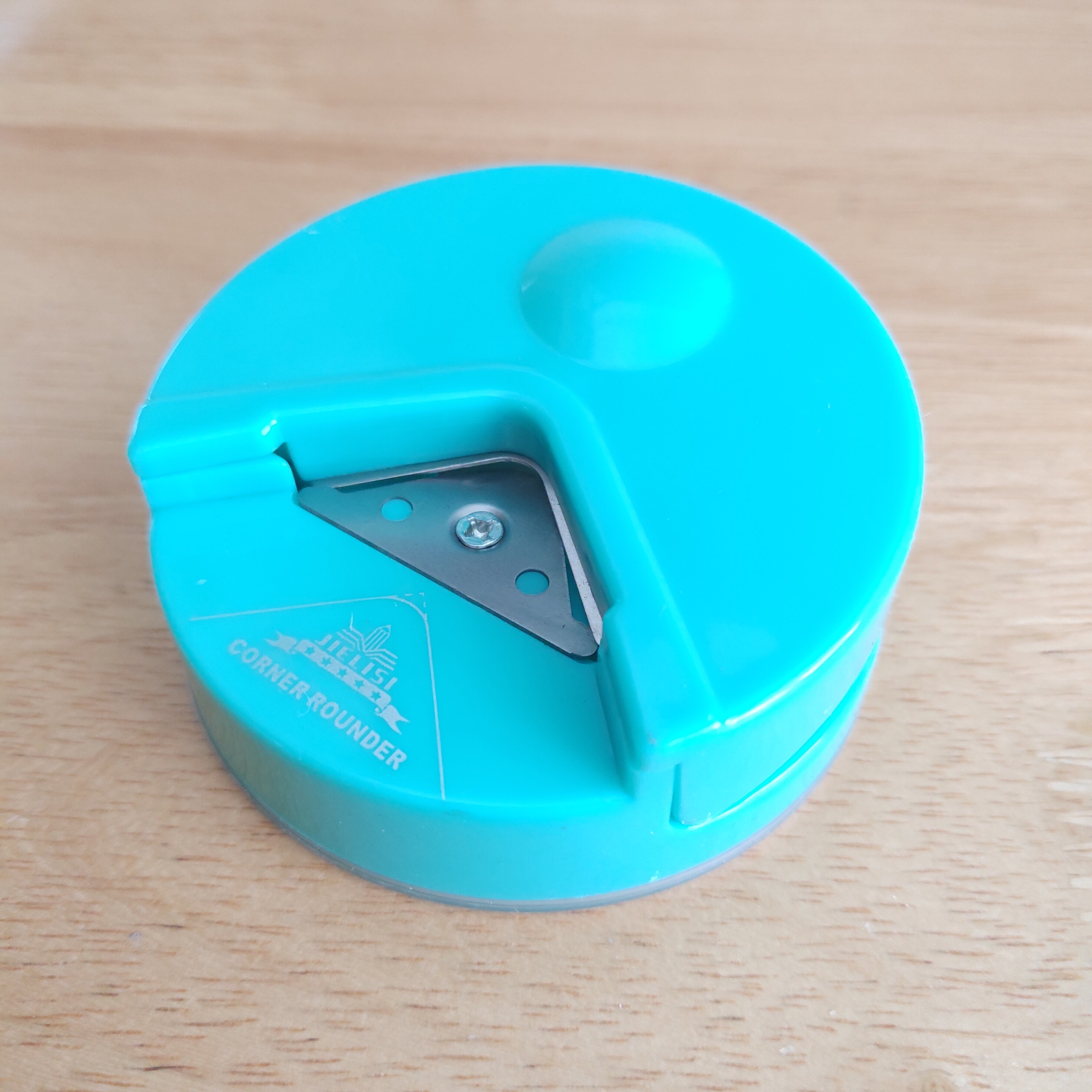 R4 Hoek Punch Voor Foto, Kaart, Papier; 4Mm Hoeksnijder Rounder Papier Punch; Willekeurige Kleur