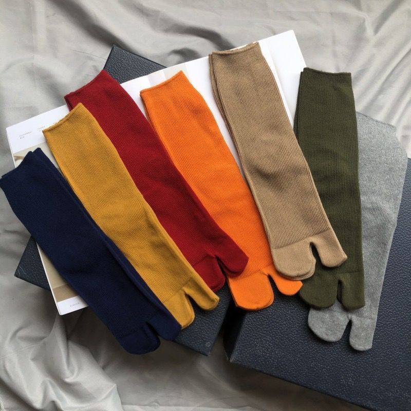 Combed Cotton Split Toe Socks Unisex Simple Comfortable Breathable Two-Toed Socks Japanese Style Harajuku Men Women's Tabi Socks