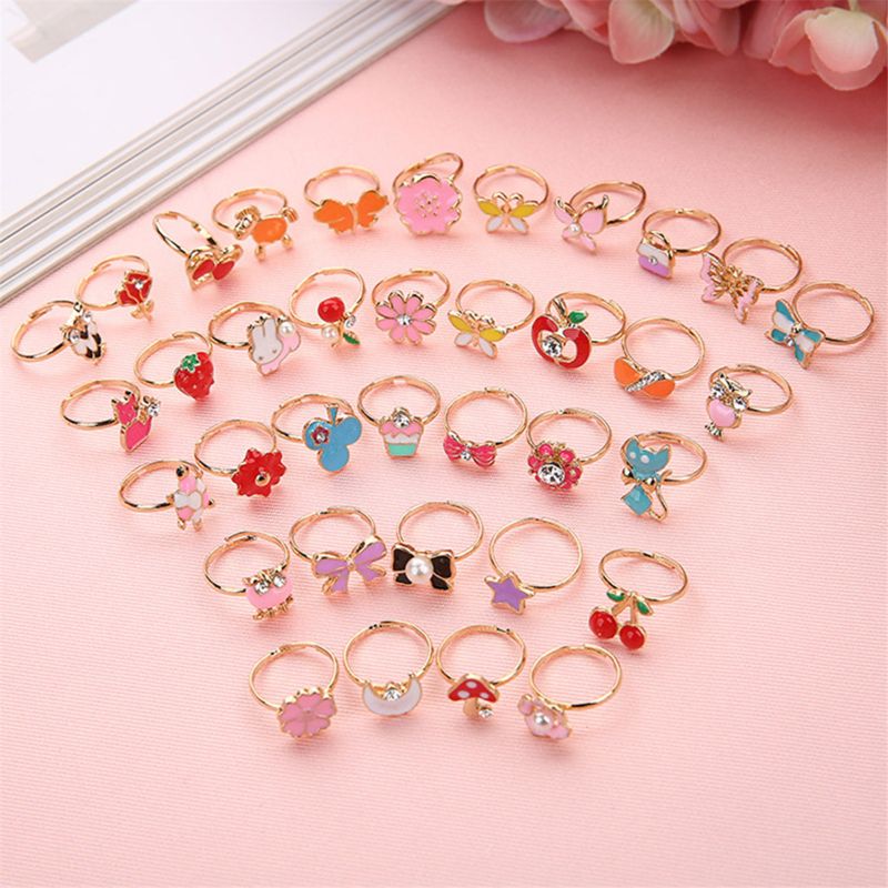 36 Pcs Legering Cartoon Ringen Met Vlinderdas Doos Kleurrijke Mooie Verstelbare Sieraden Kid Ring Set