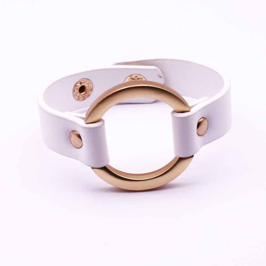 D&d pu læder armbånd til kvinder bred cirkel spænde charme justerbar wrap armbånd kvinder smykker