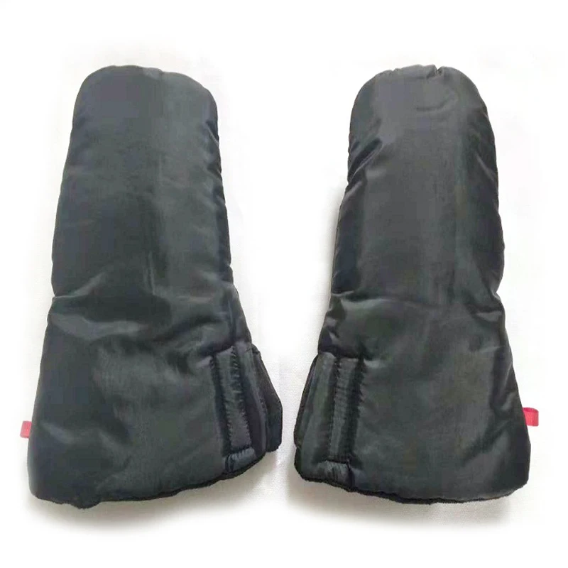 Carrozzina invernale Manicotto per carrozzina Passeggino Pelliccia calda Copri mano in pile Buggy Frizione Carrello Muff Guanto Passeggino Accessori: Black