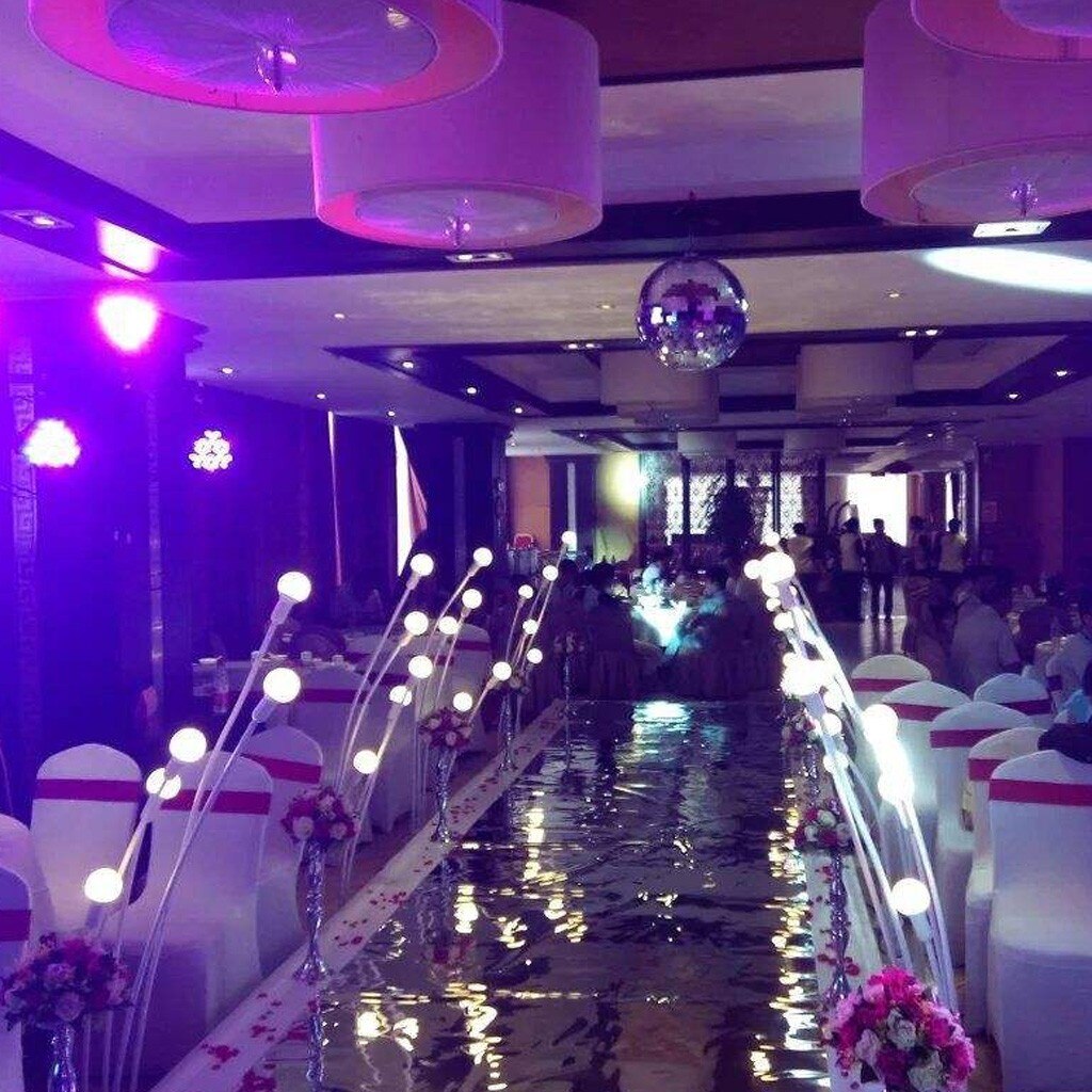 2pcs Soft Mirror-effect Sticker Full Body Mirror Practice Haha Mirror Self-adhesive Wall Stickers #4