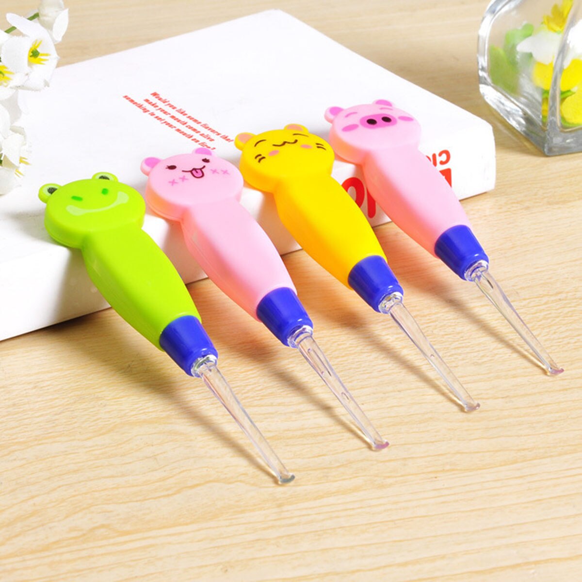 Cartoon Led Zaklamp Lichtgevende Oor Pick Cleaning Tools Met Licht Licht Oorsmeer Lepel Apparaat Graven Soft Cleaner Wax