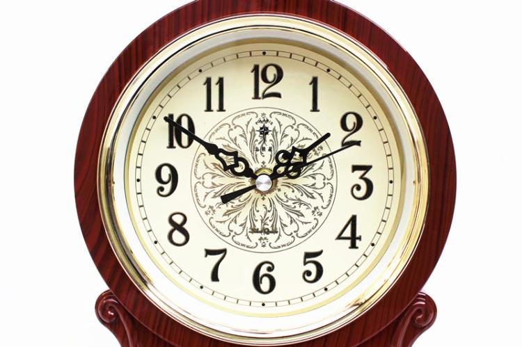 Tafel Klok Vintage Klok Klassieke Royalty Zitkamer Tv Kast Bureau Keizerlijke Inrichting Creatieve Zitten Slingeruurwerk