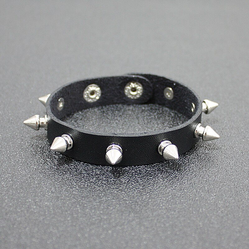 unisex Metall Kegel Zucht Spikes Niet PU Leder Radfahrer Armbinde Breite Manschette Punk Felsen Armbänder Armreifen für Frauen Männer: Ursprünglich Titel