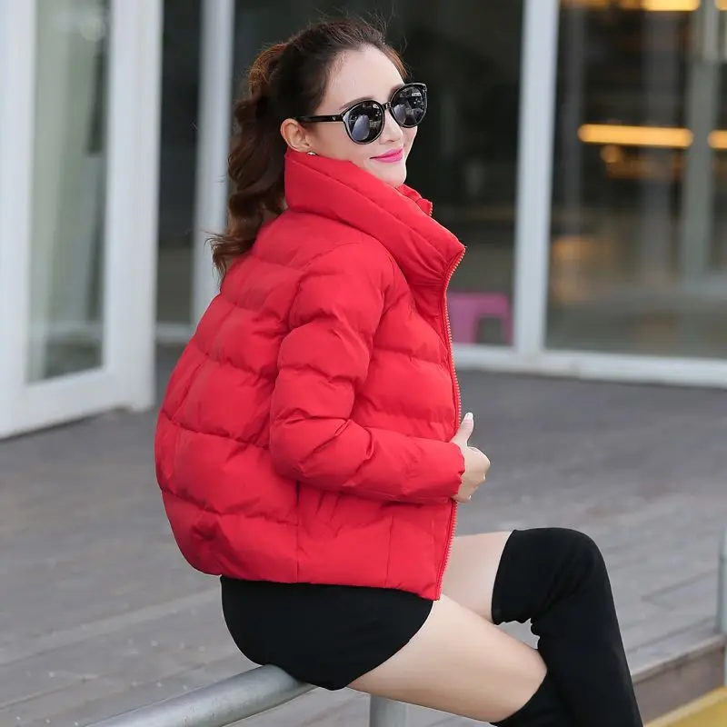 Abrigo corto acolchado de plumón de pato para mujer, chaquetas gruesas con relleno, color rojo, negro, recortado, Harajuku, exterior de invierno, 2024: XXS / Rojo