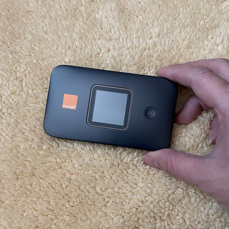 Odblokowany huawei  e5785 e5785-320 e5785-320a 300 mb/s 4g lte cat 6 mobilny router wi-fi mobilny punkt dostępu wi-fi z baterią 3000 mah