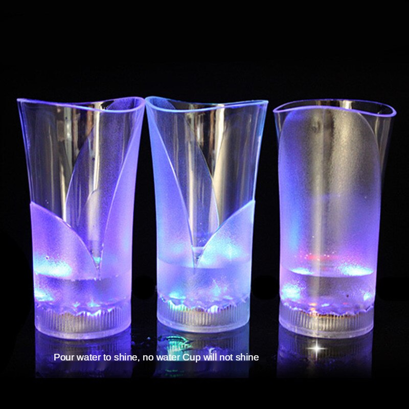 LED Flashing Vase Cup Plastic Luminous Cup Induction Wine Glass Water Cup Goblet Bar KTV Party Atmosphere Cup Props