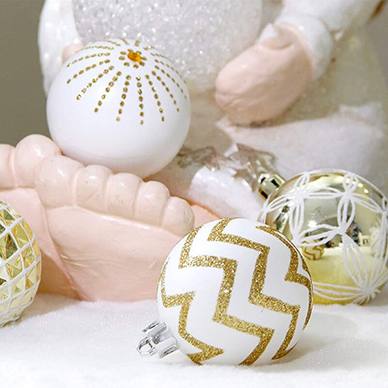 30pcs Painted Christmas Ball Ornaments 60mm Gold and White Painted Shatterproof Christmas Tree Pendant Party