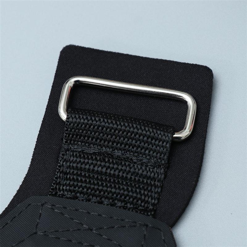 Weightlifting Palm Protecting Grip Pads Horizontal Bar Slip-proof Glove Gym Training Supplies for Women Men (Size S)