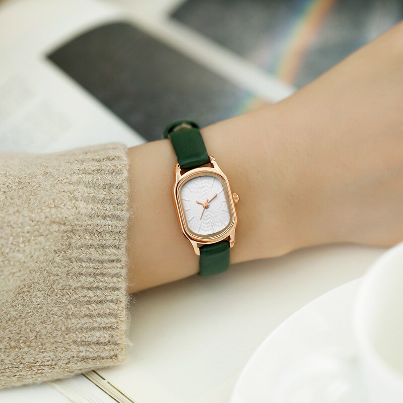 Relojes pequeños negros a la para mujer, relojes de pulsera de cuero Vintage para mujer, reloj de pulsera de cuarzo femenino Retro con esfera ovalada Simple