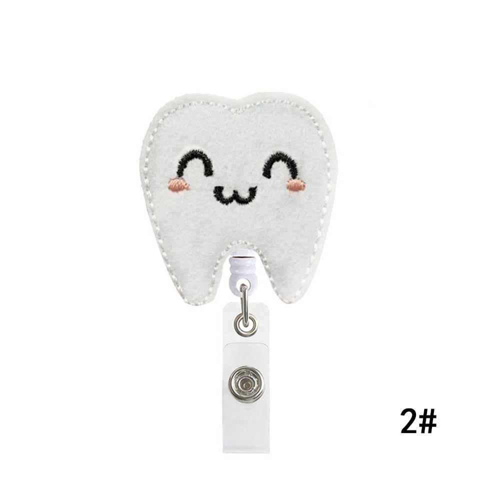 1PCS Cute Retractable Nurse Badge Reel Clip Badge Holder Students Doctor ID Card Holder Kawaii Needle Organ Heart Pattern
