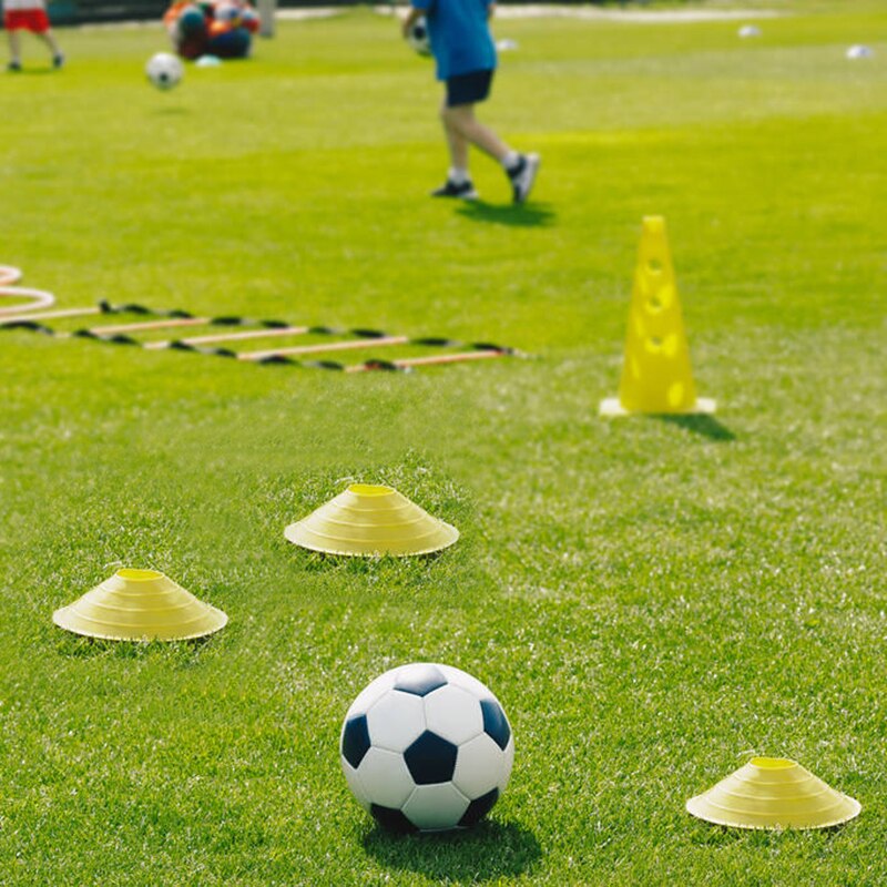 10PCS di Calcio Coni di Formazione Agilità Ostacolo Attrezzature Per Il Fitness di Formazione di Calcio Accessori Conica Barriera