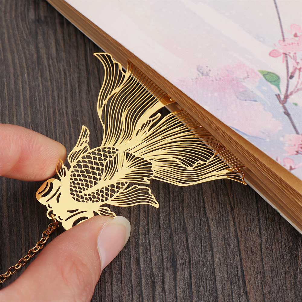 Retro Chinese Style Hollow Gold Metal Bookmark Maple Leaf Vein Fringed Pendant Apricot Leaf Bookmark Stationery