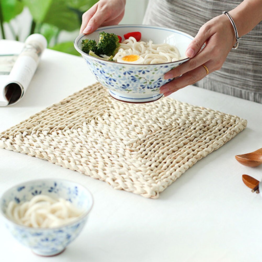 Round Rattan Placemats Natural Straw Woven Dining Table Mats Heat