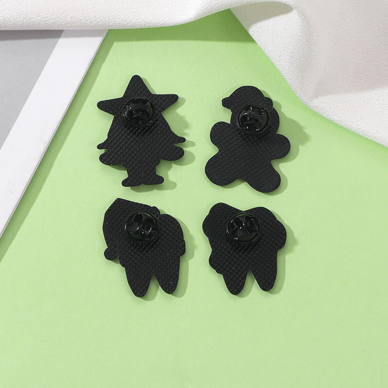Leuke Cartoon Kerst Tand Kristallen Broches Mooie Hoed Sneeuwpop Ster Boom Patroon Emaille Pins Kerstcadeau