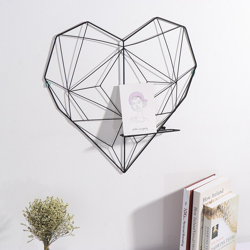 Estantes decorativos de hierro de estilo nórdico estante colgante de pared con forma de corazón para fotos, marco de postales, estante de almacenamiento para el hogar