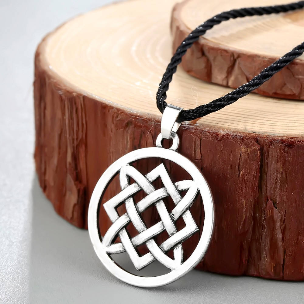 CHENGXUN Viking Wolf Knot Antique Religious Pendant Necklace Men Male Punk Cool Boys Collier