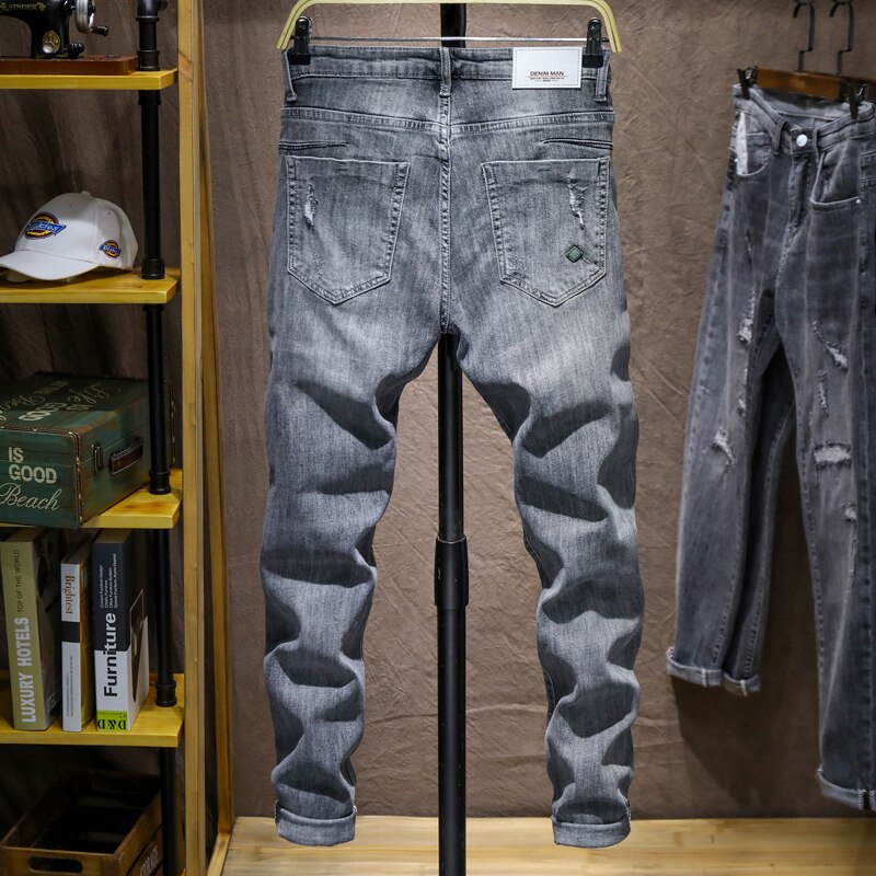 Herre ripped skinny jeans grå lyseblå elasticitet high street wear hip hop patchwork biker jeans mandlige denim bukser flosset homme