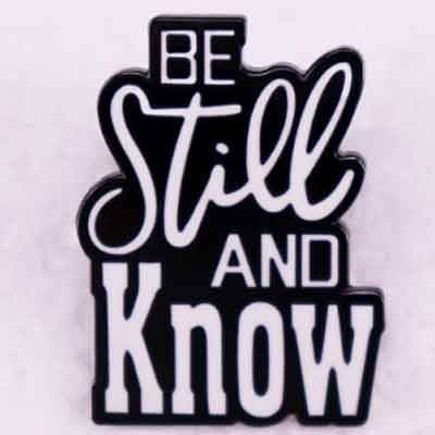 Grappige Inspirerende Quotes Emaille Badge Letters Broches Vrouwen Reversspeldjes op Rugzak Kostuum Accessoires Zin Sieraden: Black Zinc Plated