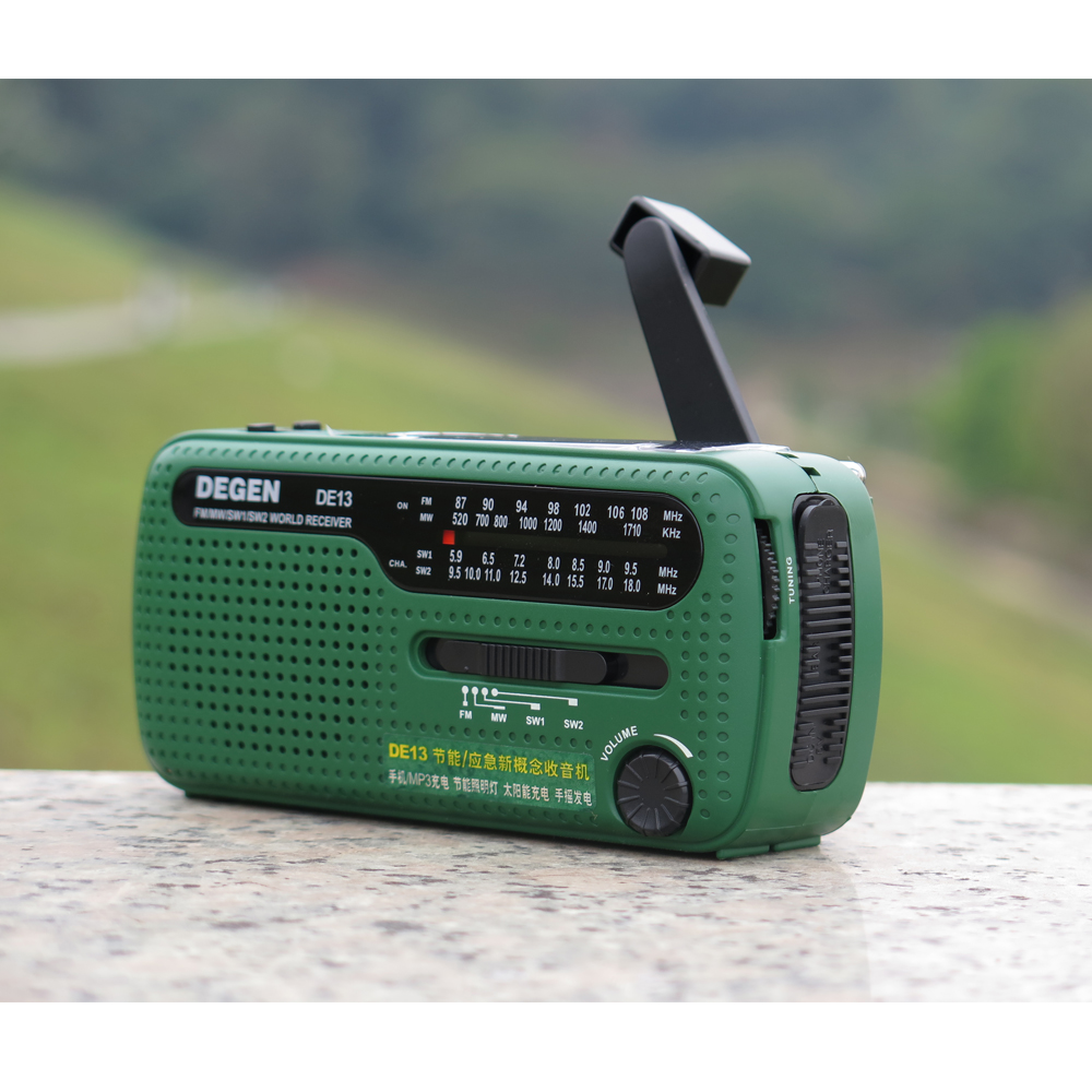 DEGEN DE13 Latarka FM Alarm przeciwsłoneczny Radio Zasilanie telefonu Radio awaryjne Przenośny odbiornik radiowy FM MW SW Crank