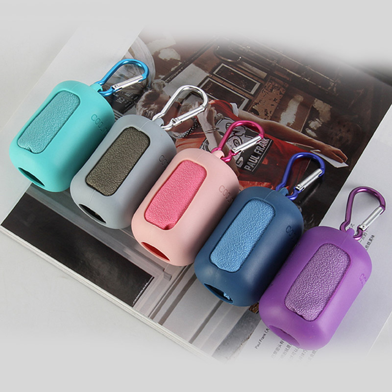 Voyage pliable Mini serviette Portable randonnée Camping séchage rapide serviette avec étui en silicone outil de plein air sport visage petite serviette outils